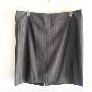 GAP grey striped pencil skirt size 18